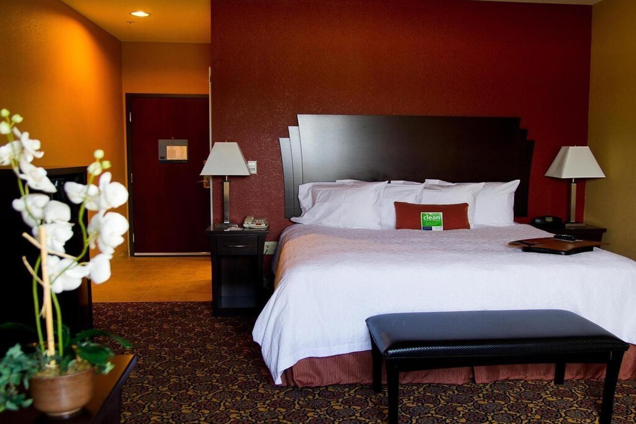 Hampton Inn & Suites Dallas-Desoto Eksteriør bilde