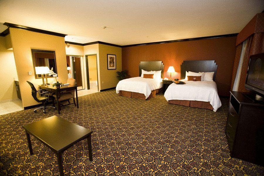 Hampton Inn & Suites Dallas-Desoto Eksteriør bilde