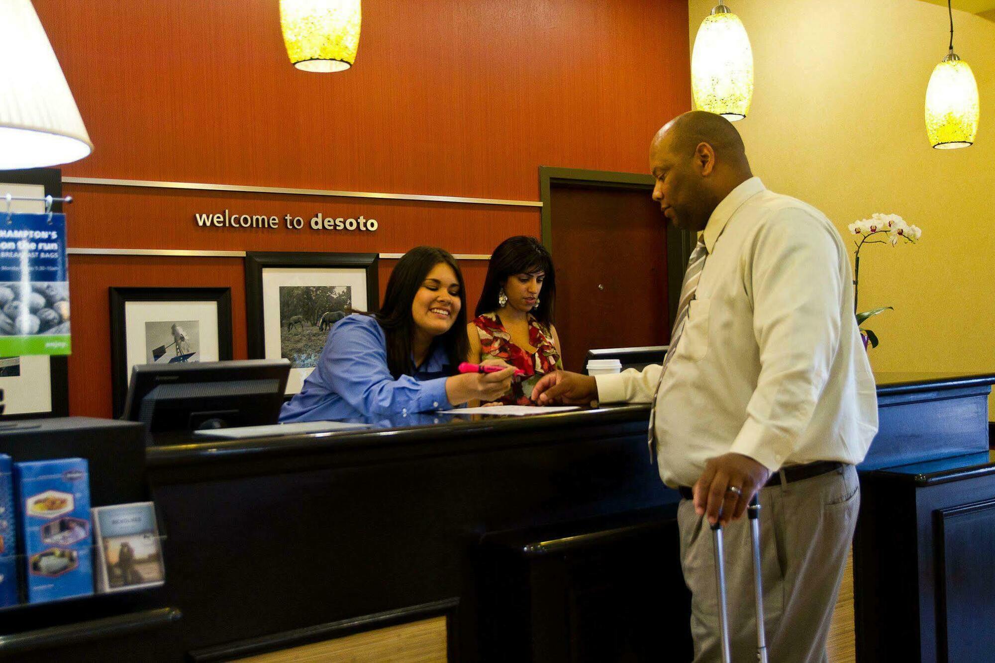 Hampton Inn & Suites Dallas-Desoto Interiør bilde